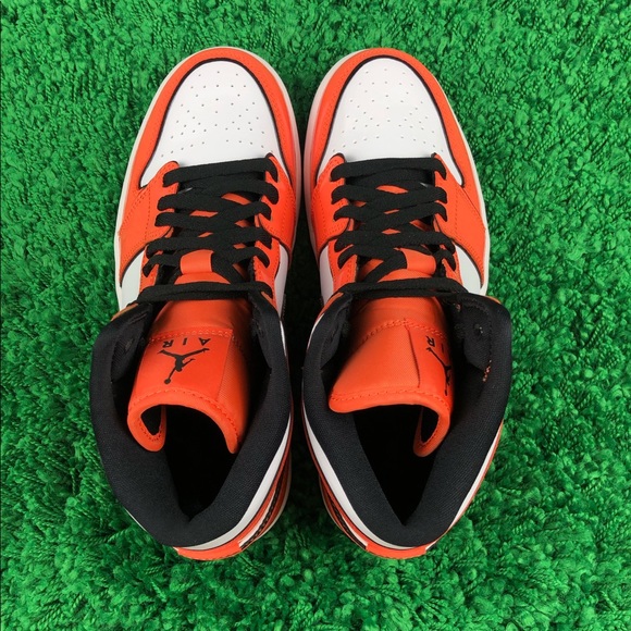 Jordan 1 Mid Turf Orange Men\'s size 8 main image 9